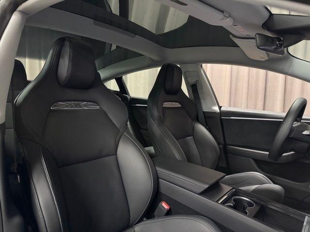 Tesla Model 3 Base 2024