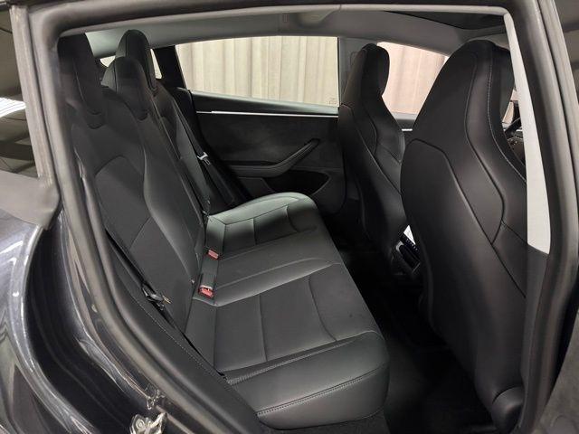 Tesla Model 3 Base 2024