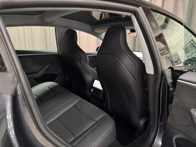 Tesla Model 3 Base 2024