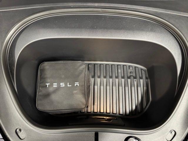 Tesla Model 3 Base 2024