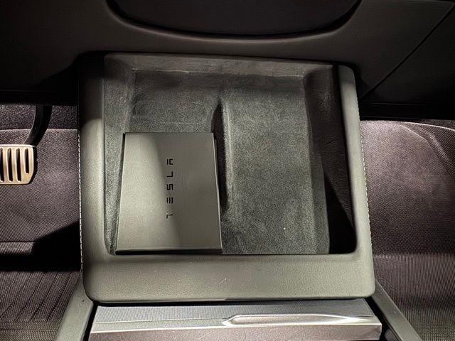 Tesla Model 3 Base 2024