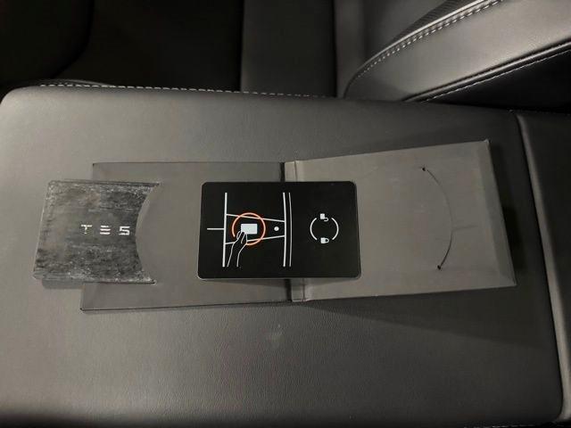 Tesla Model 3 Base 2024