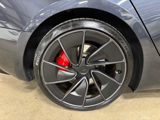 Tesla Model 3 Base 2024