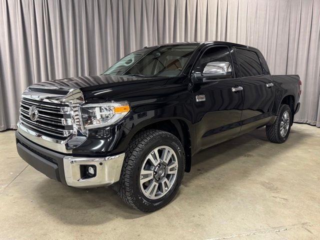 Toyota Tundra Platinum CrewMax 5.7L 4WD 2019