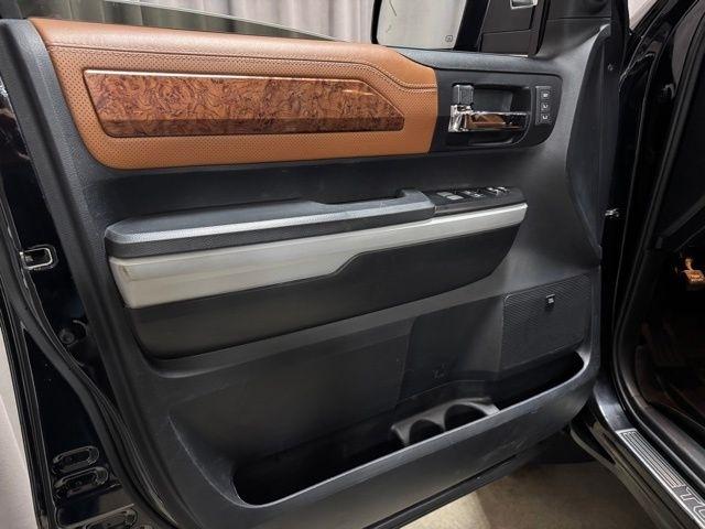 Toyota Tundra Platinum CrewMax 5.7L 4WD 2019