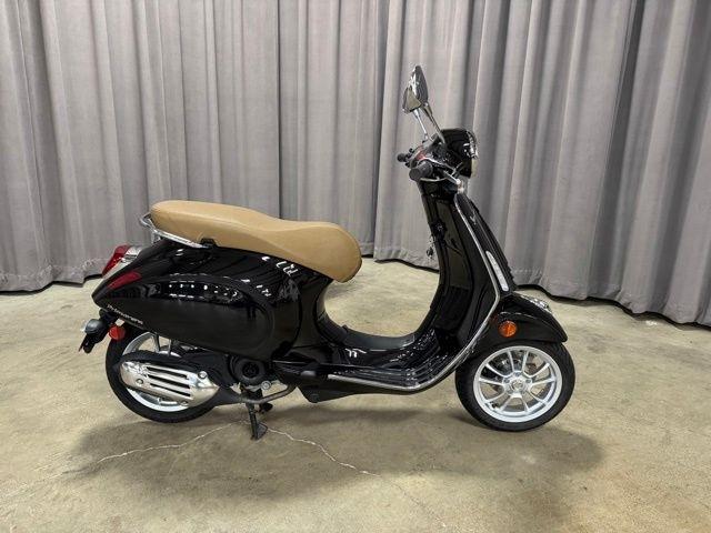 Vespa Primavera 50  2022