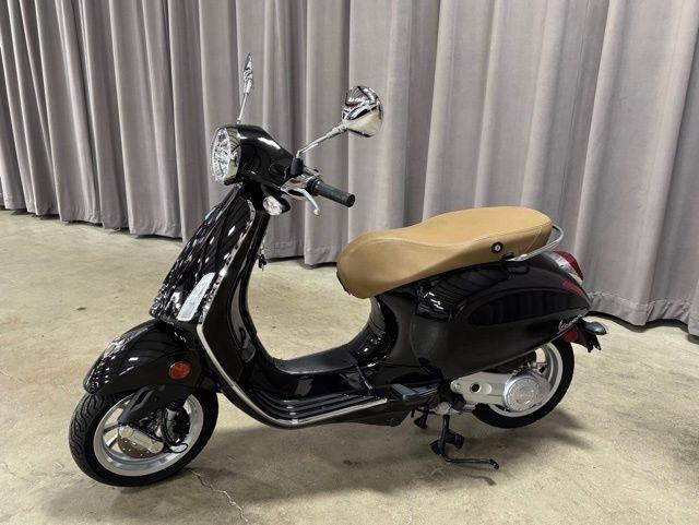 Vespa Primavera 50  2022