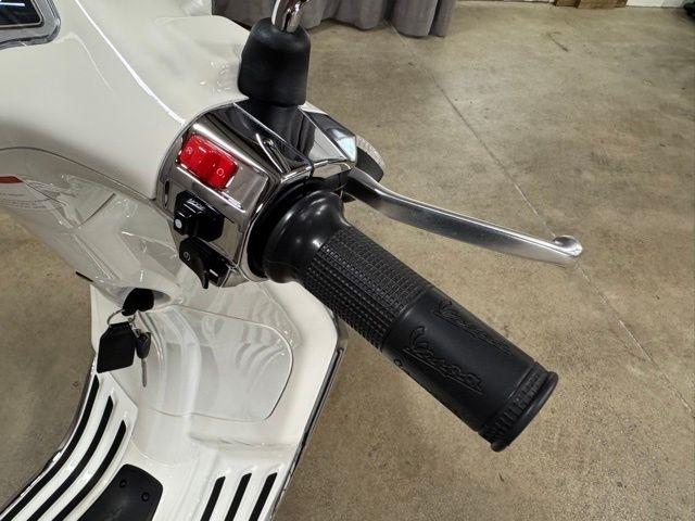 Vespa Primavera 50  2022