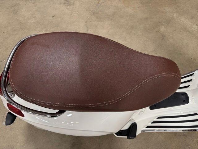Vespa Primavera 50  2022