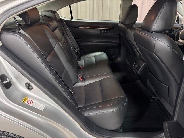 Lexus ES 350 Sedan 2014
