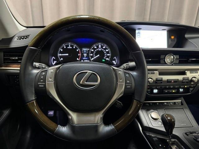 Lexus ES 350 Sedan 2014