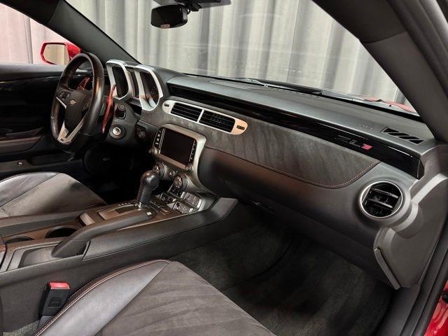Chevrolet Camaro Coupe ZL1 2013