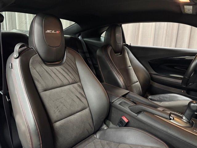 Chevrolet Camaro Coupe ZL1 2013