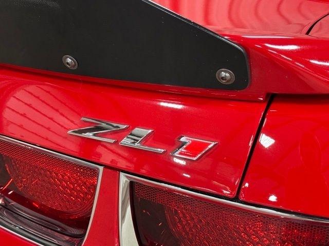 Chevrolet Camaro Coupe ZL1 2013