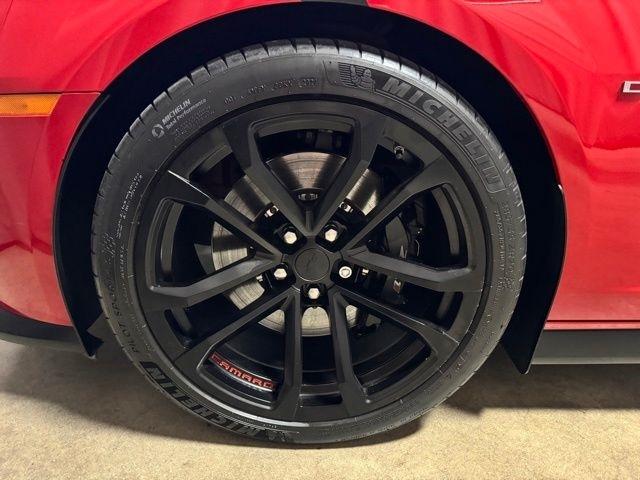 Chevrolet Camaro Coupe ZL1 2013