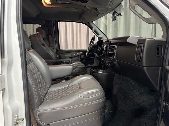 GMC Savana G2500 Cargo 2023