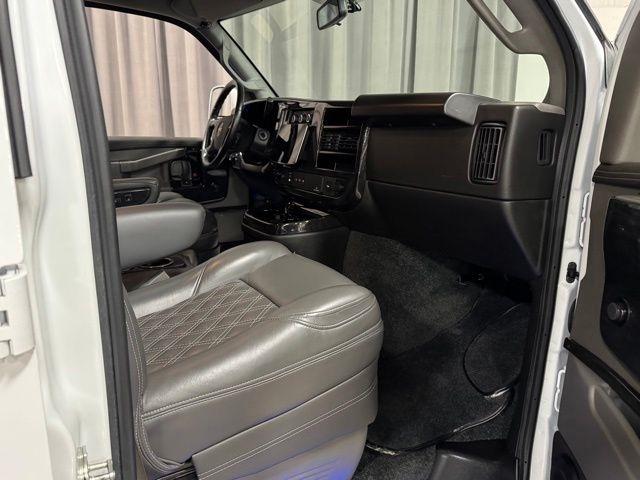 GMC Savana G2500 Cargo 2023