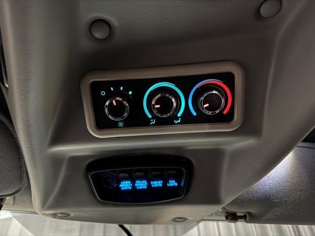 GMC Savana G2500 Cargo 2023