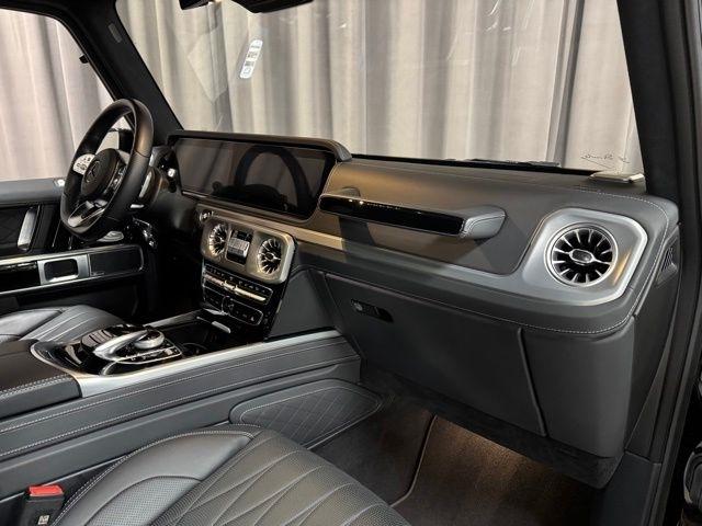 Mercedes-Benz G-Class G550 2023