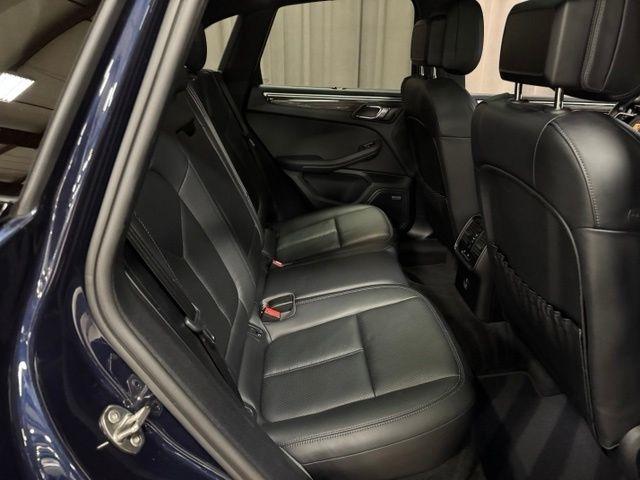 Porsche Macan GTS 2021