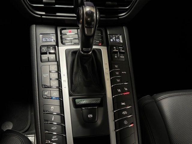 Porsche Macan GTS 2021