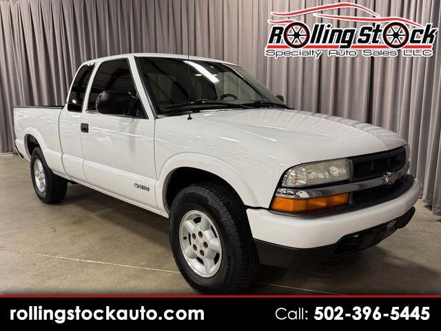 2003 Chevrolet S10 Pickup LS Ext. Cab 4WD