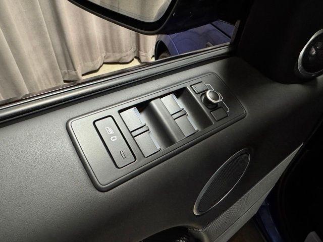 Land Rover Range Rover Sport SVR 2016