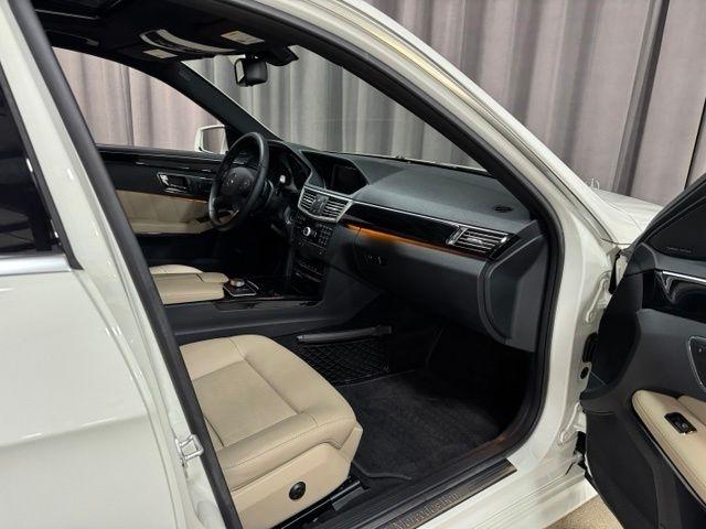 Mercedes-Benz E-Class E350 Sedan 4MATIC 2010
