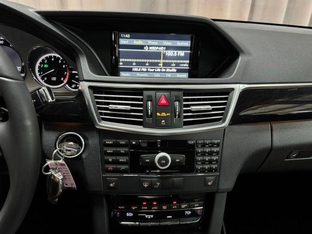 Mercedes-Benz E-Class E350 Sedan 4MATIC 2010