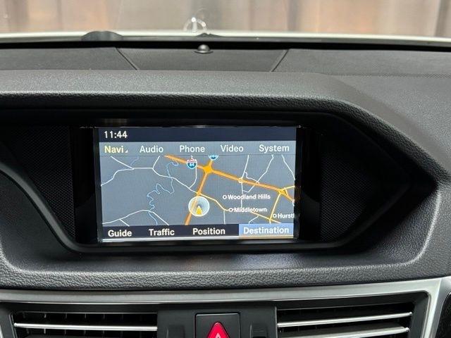 Mercedes-Benz E-Class E350 Sedan 4MATIC 2010