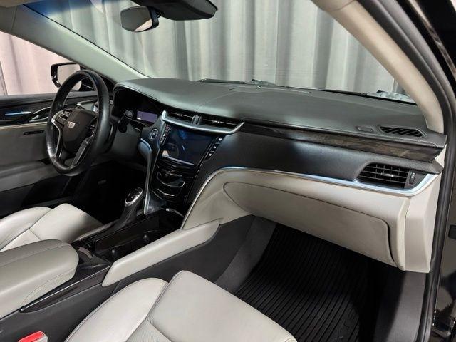 Cadillac XTS Luxury FWD 2016