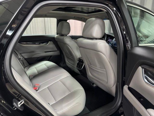 Cadillac XTS Luxury FWD 2016