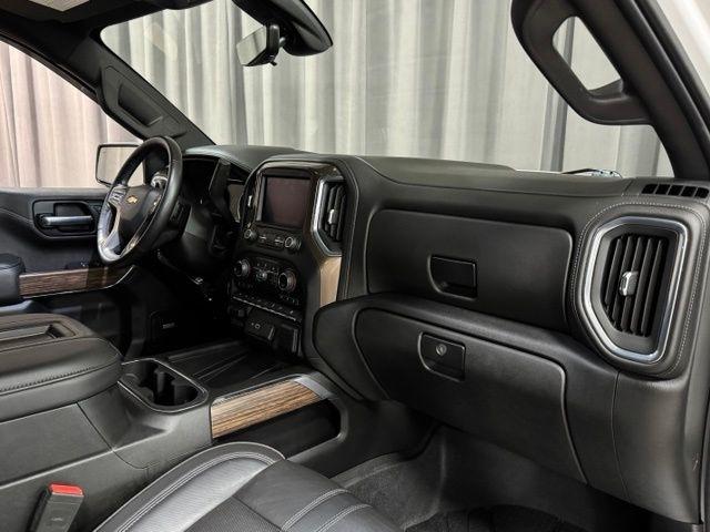 Chevrolet Silverado 1500 High Country Crew Cab 4WD 2021