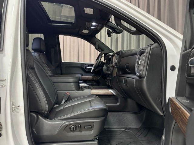 Chevrolet Silverado 1500 High Country Crew Cab 4WD 2021