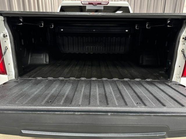 Chevrolet Silverado 1500 High Country Crew Cab 4WD 2021