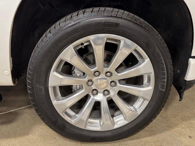 Chevrolet Silverado 1500 High Country Crew Cab 4WD 2021