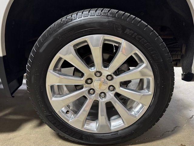 Chevrolet Silverado 1500 High Country Crew Cab 4WD 2021