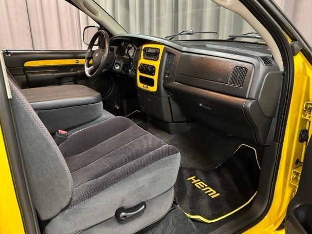 Dodge Ram 1500 SLT Long Bed 4WD 2005