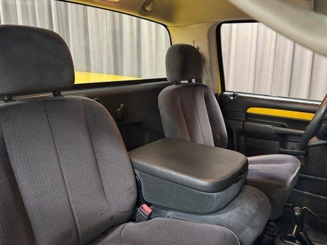 Dodge Ram 1500 SLT Long Bed 4WD 2005
