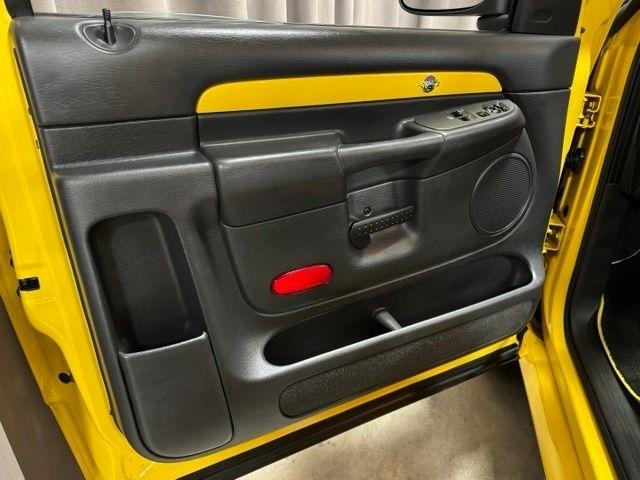 Dodge Ram 1500 SLT Long Bed 4WD 2005