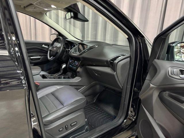 Ford Escape Titanium 4WD 2019