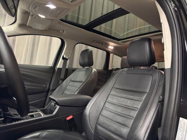 Ford Escape Titanium 4WD 2019