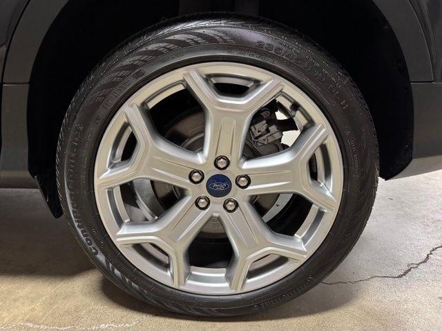 Ford Escape Titanium 4WD 2019