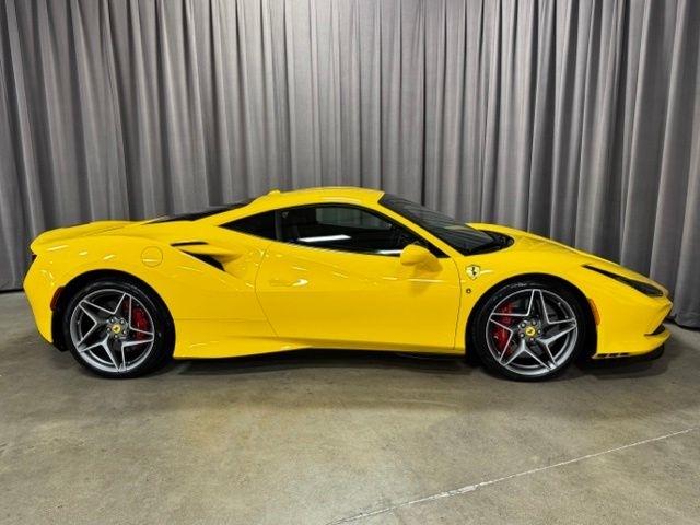 Ferrari F8 Tributo  2020