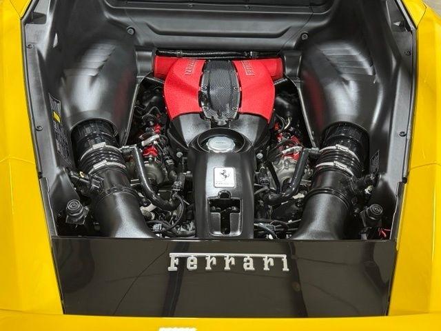 Ferrari F8 Tributo  2020