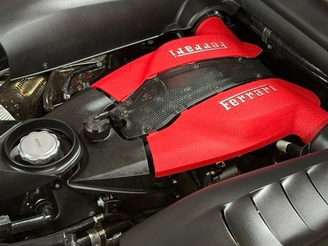 Ferrari F8 Tributo  2020