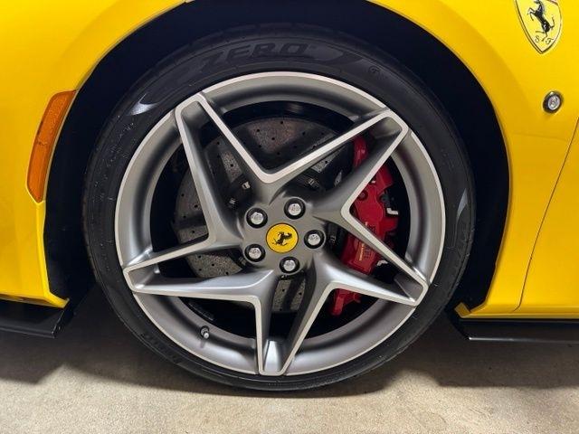 Ferrari F8 Tributo  2020