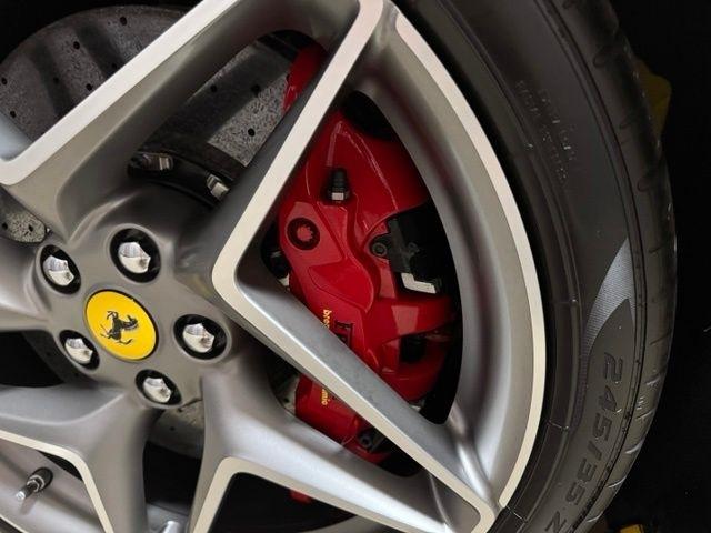 Ferrari F8 Tributo  2020