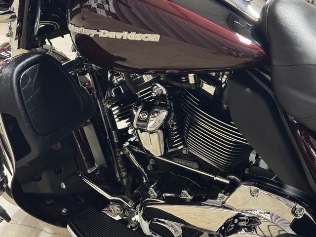 Harley-Davidson FLTHTK  2022