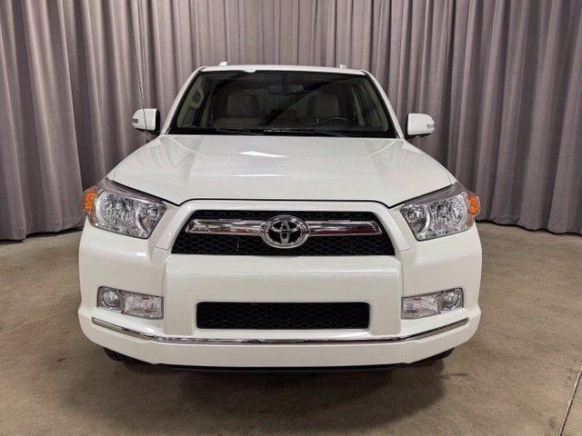 Toyota 4Runner Limited 4WD V6 2011
